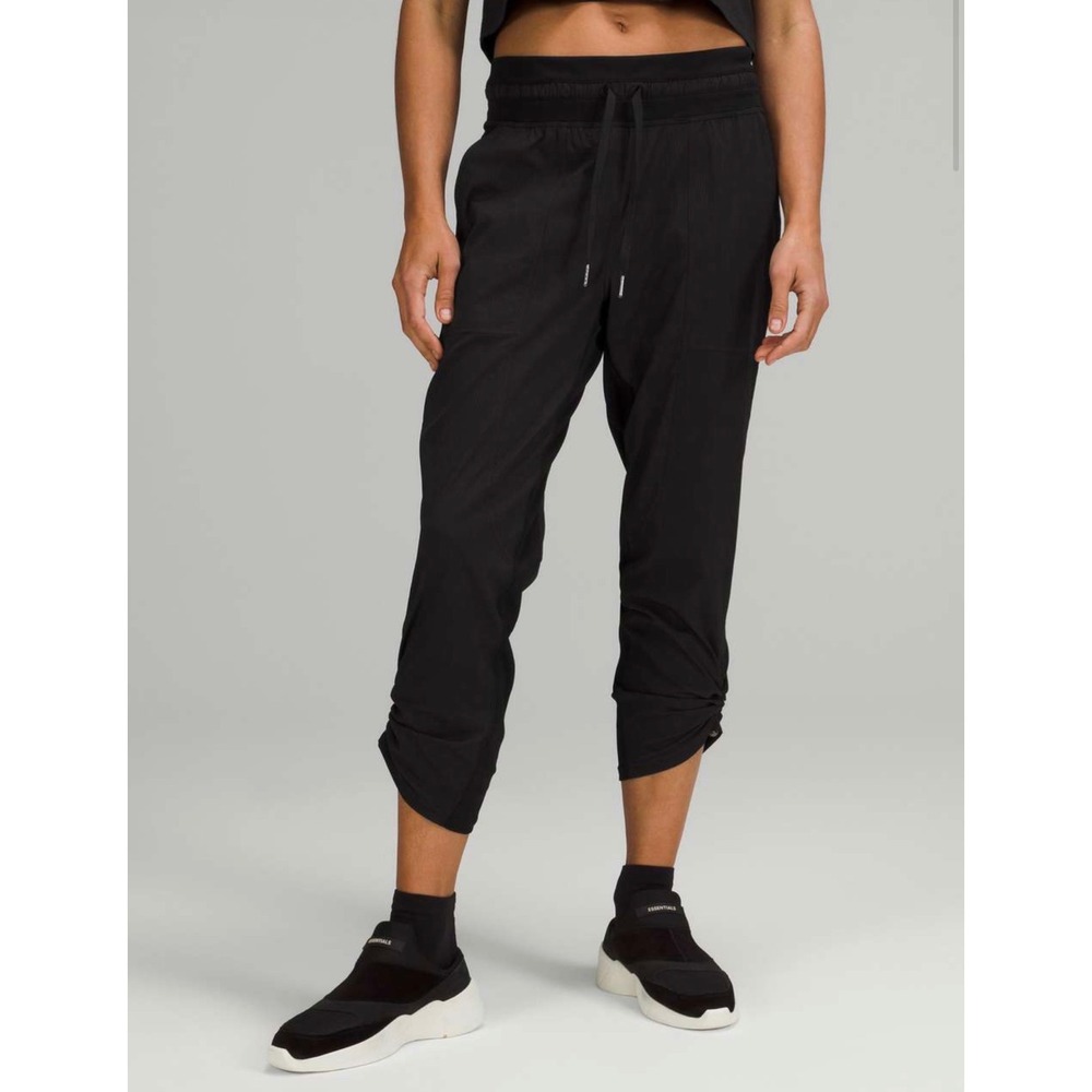 Lululemon Dance Studio Mid Rise Crop Black Joggers Ruched 2 LW6CDQS
